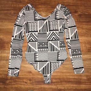 Long sleeve body suit